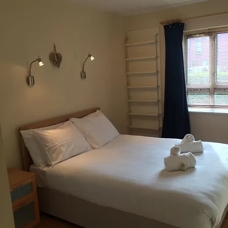 Townsend Street Central Self Catering Apartment *
